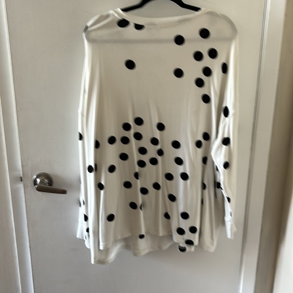Ellane Rose polka dot white top with long sleeves - Picture 4 of 5